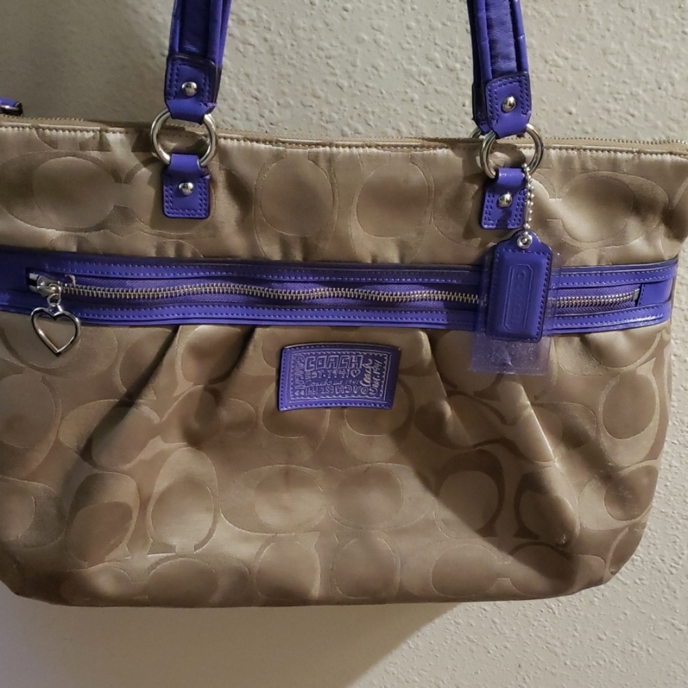 Coach Shoulder Bag